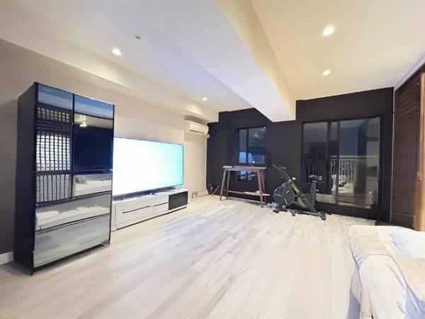 3LDK apartment in Higashi Ward, Nagoya, Aichi - Photo 1