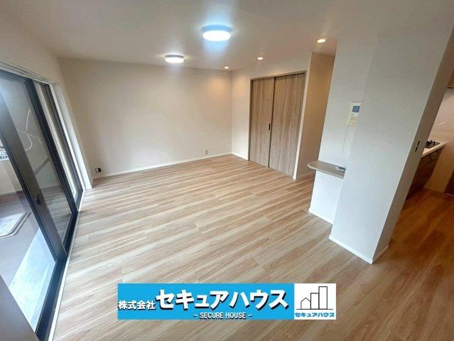 4LDK apartment in Nisshin, Aichi - Photo 1