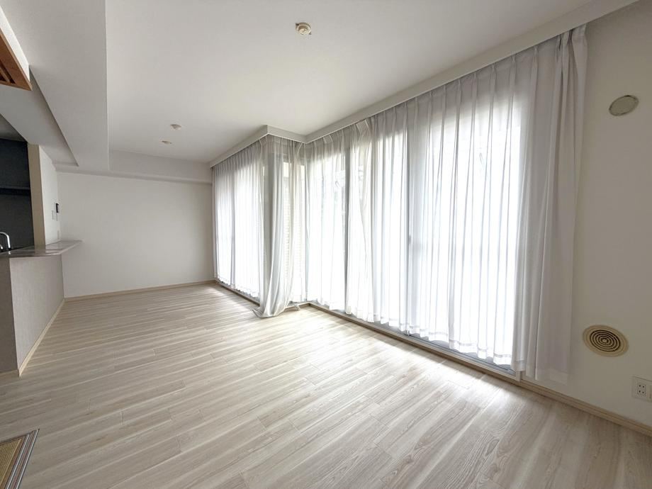 3LDK apartment in Naka Ward, Yokohama, Kanagawa - Photo 1