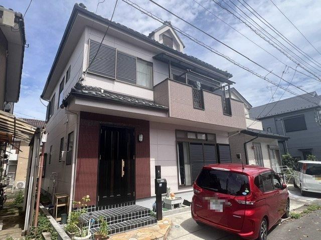5LDK house in Iwatsuki Ward, Saitama - Photo 1