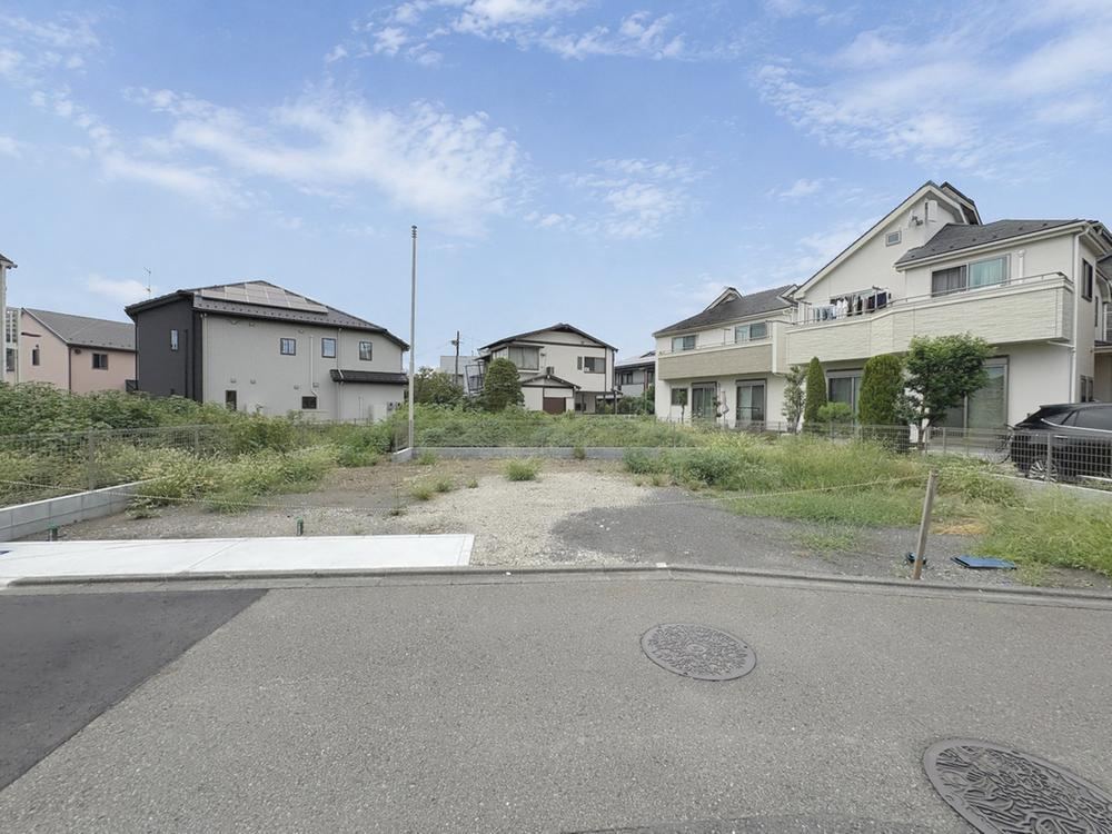 104 m² land in Komae, Tokyo - Photo 1