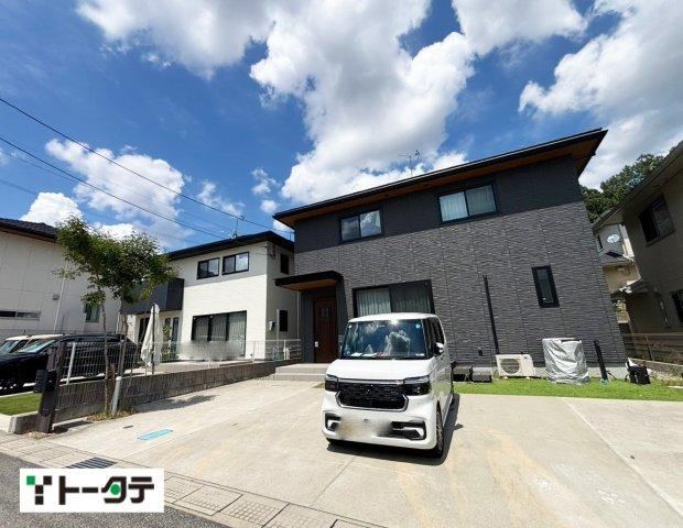 4LDK house in Higashihiroshima, Hiroshima - Photo 1