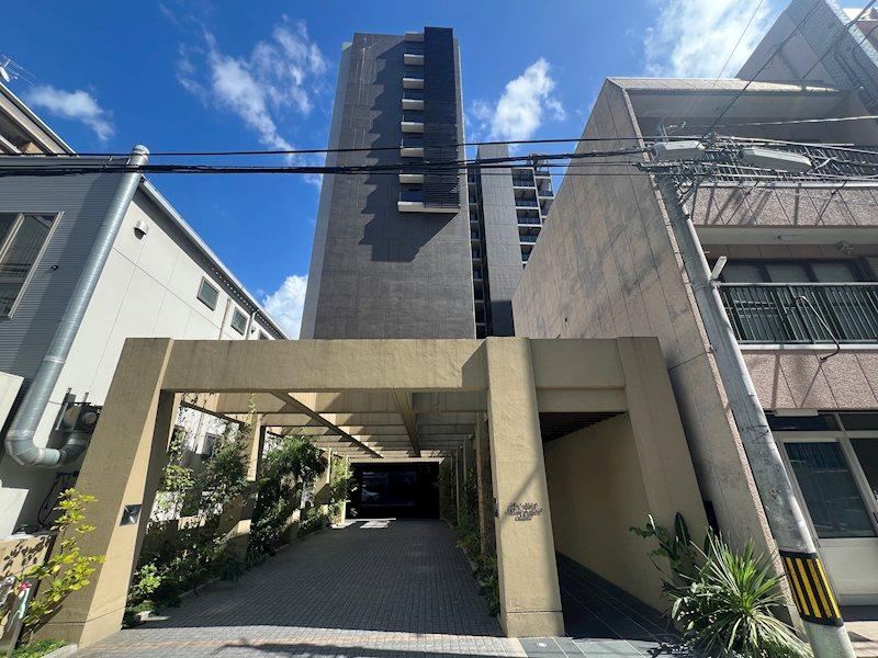2LDK apartment in Chuo Ward, Fukuoka - Photo 1