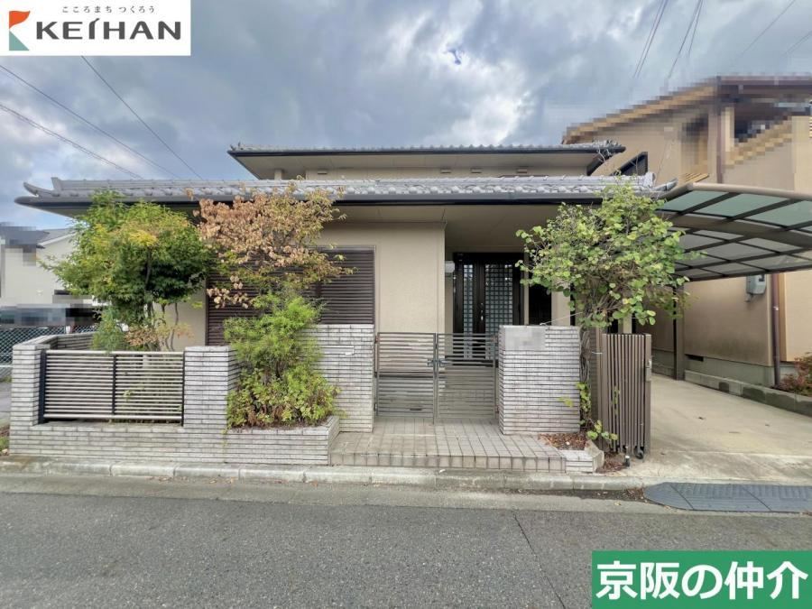 6LDK house in Otsu, Shiga - Photo 1