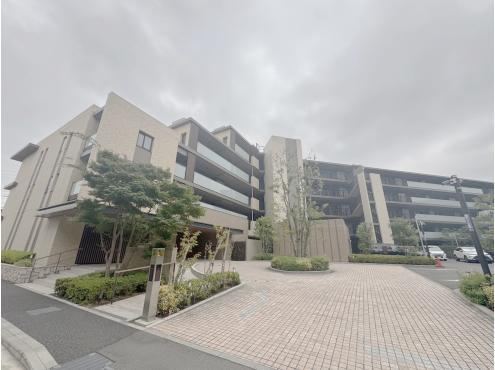 3LDK apartment in Sakae Ward, Yokohama, Kanagawa - Photo 1