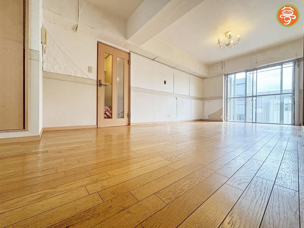 3LDK apartment in Mitaka, Tokyo - Photo 1
