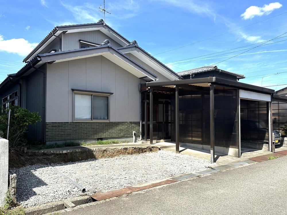 6DK house in Kanazawa, Ishikawa - Photo 1