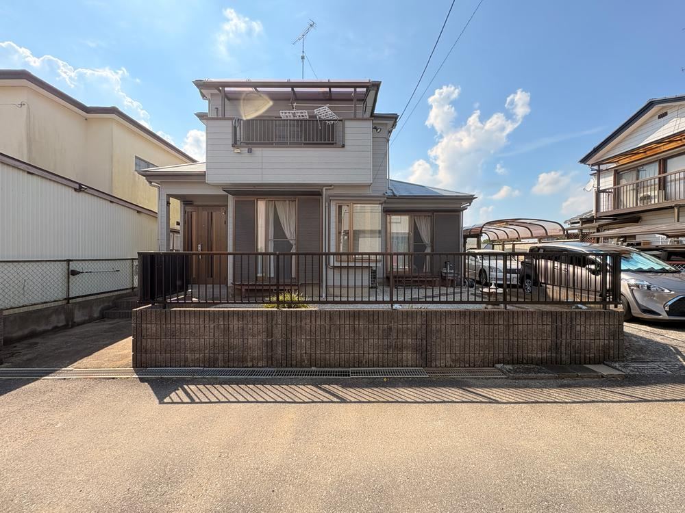 4LDK house in Tomisato, Chiba - Photo 1