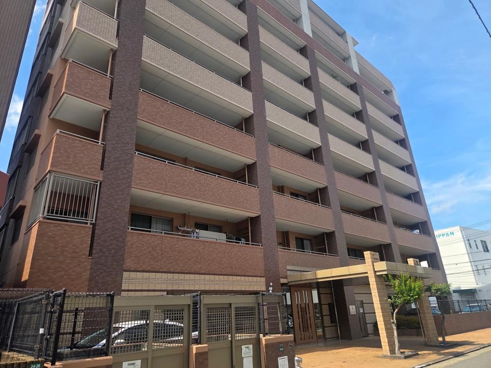 3LDK apartment in Hakata Ward, Fukuoka - Photo 1