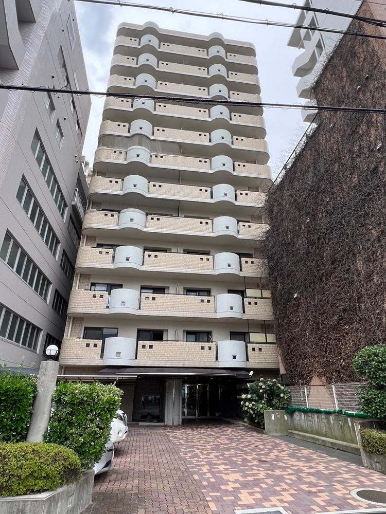 3LDK apartment in Nada Ward, Kobe, Hyogo - Photo 1