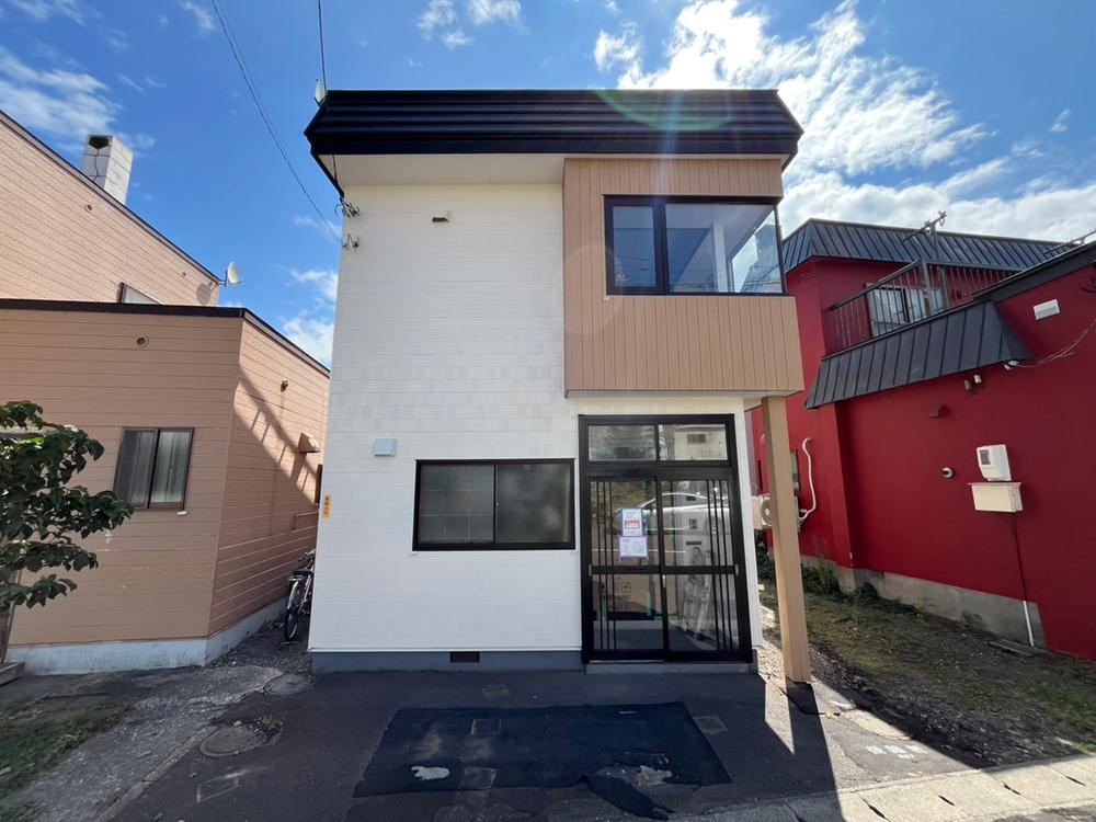 4LDK house in Otaru, Hokkaido - Photo 1