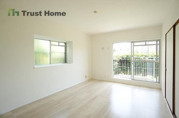 3LDK apartment in Nishinomiya, Hyogo - Photo 1