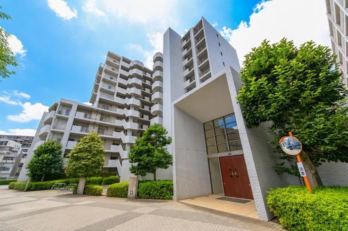 3LDK apartment in Funabashi, Chiba - Photo 1