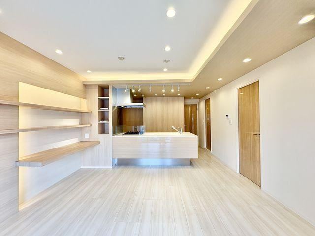 3LDK apartment in Ota Ward, Tokyo - Photo 1