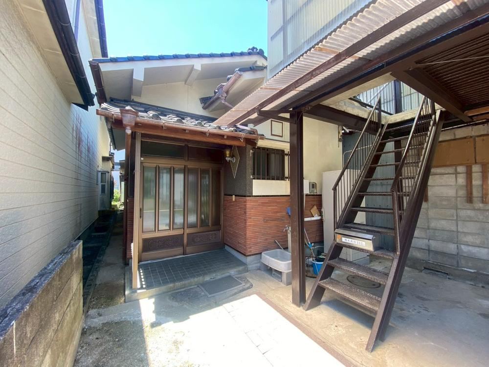 5DK house in Iwakuni, Yamaguchi - Photo 1