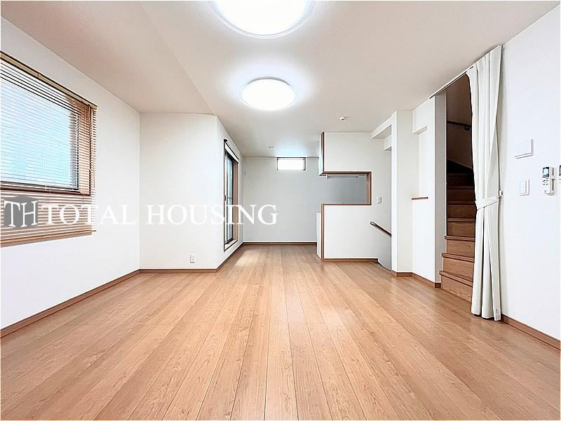 3LDK house in Chofu, Tokyo - Photo 1