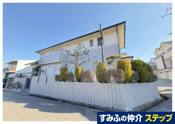 5LDK house in Takarazuka, Hyogo - Photo 1