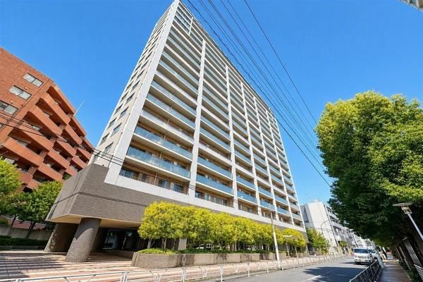 2LDK apartment in Shibuya Ward, Tokyo - Photo 1