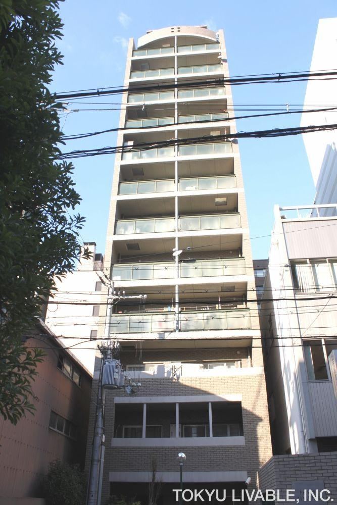2LDK+S apartment in Chuo Ward, Osaka - Photo 1