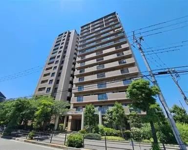 3LDK apartment in Taisho Ward, Osaka - Photo 1