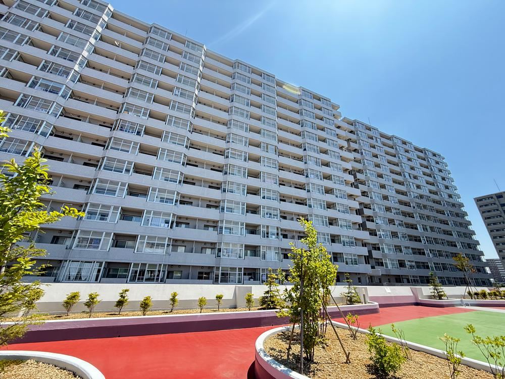 4LDK apartment in Kitahiroshima, Hokkaido - Photo 1