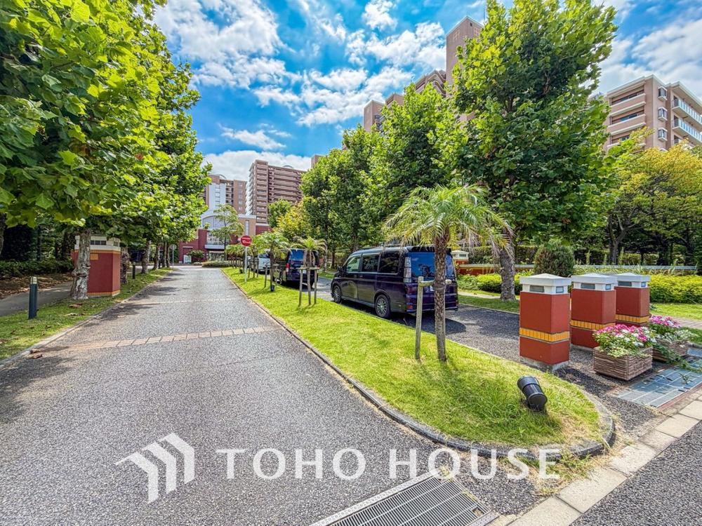 3LDK apartment in Urayasu, Chiba - Photo 1
