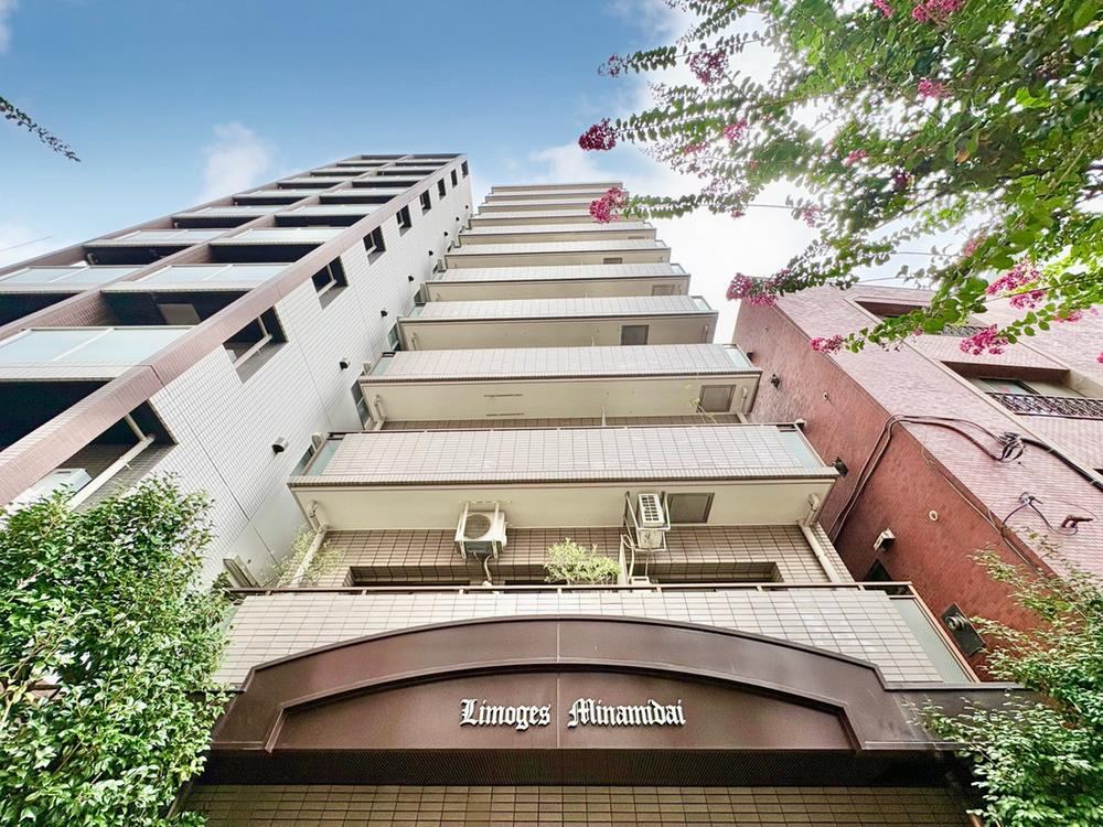 1DK apartment in Nakano Ward, Tokyo - Photo 1