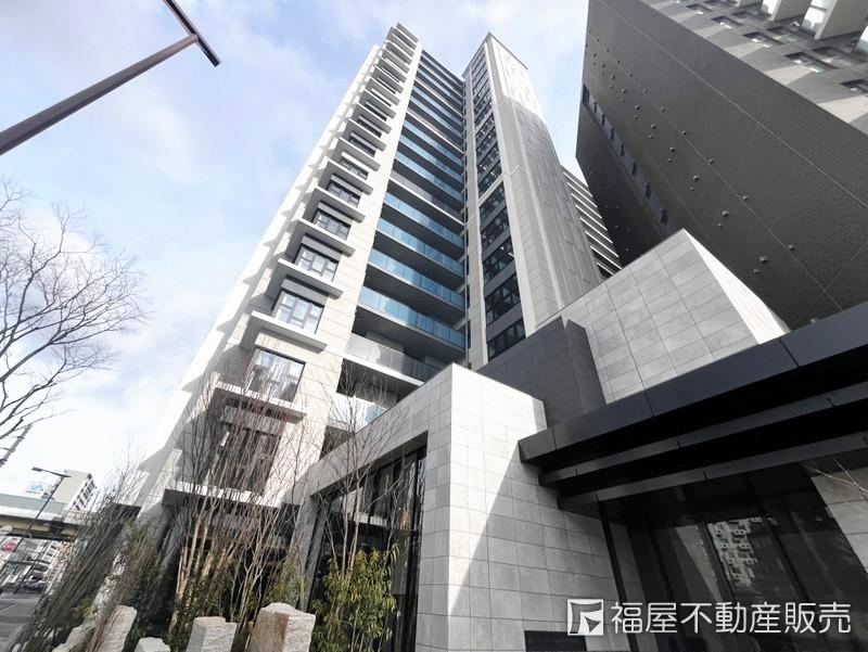 2LDK apartment in Kita Ward, Osaka - Photo 1