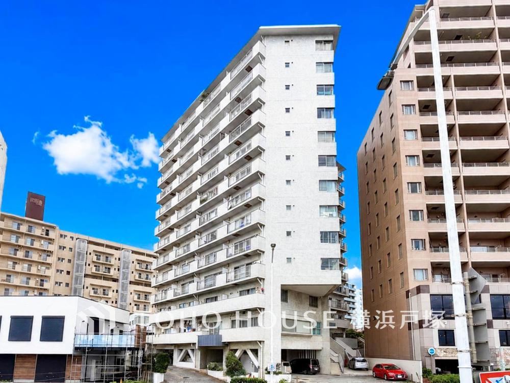 3LDK apartment in Fujisawa, Kanagawa - Photo 1