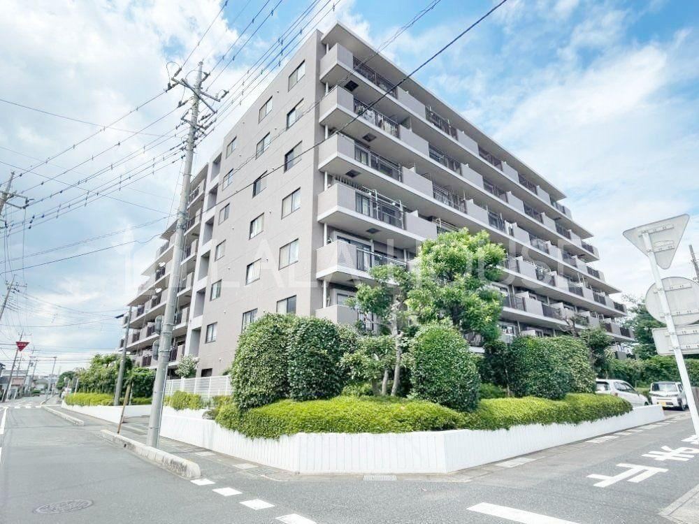 3LDK apartment in Kita Ward, Saitama - Photo 1