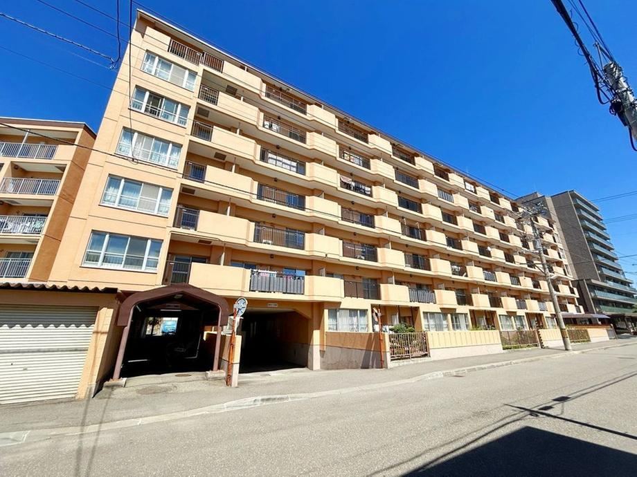 3LDK apartment in Minami Ward, Sapporo, Hokkaido - Photo 1