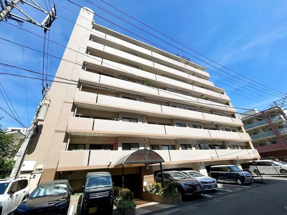 3LDK apartment in Minami Ward, Fukuoka - Photo 1