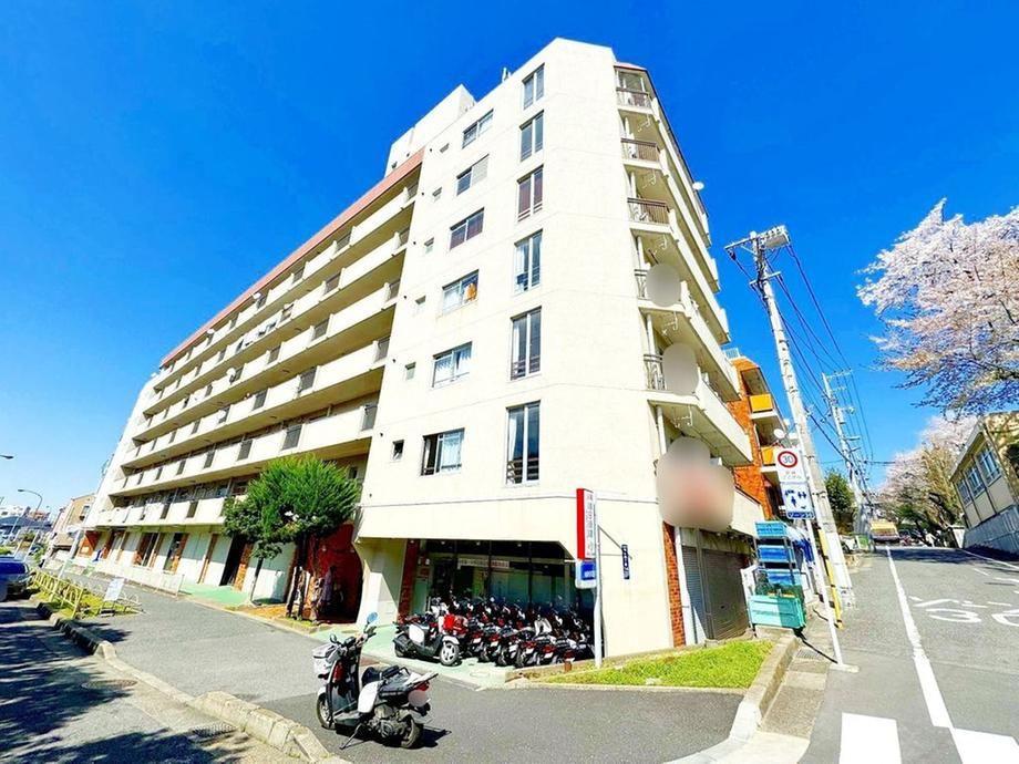2LDK apartment in Itabashi Ward, Tokyo - Photo 1