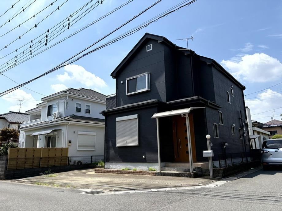 4LDK house in Iwatsuki Ward, Saitama - Photo 1