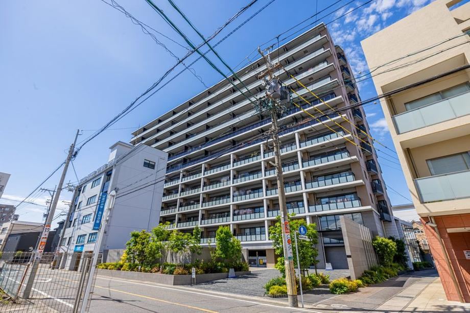4LDK apartment in Komaki, Aichi - Photo 1