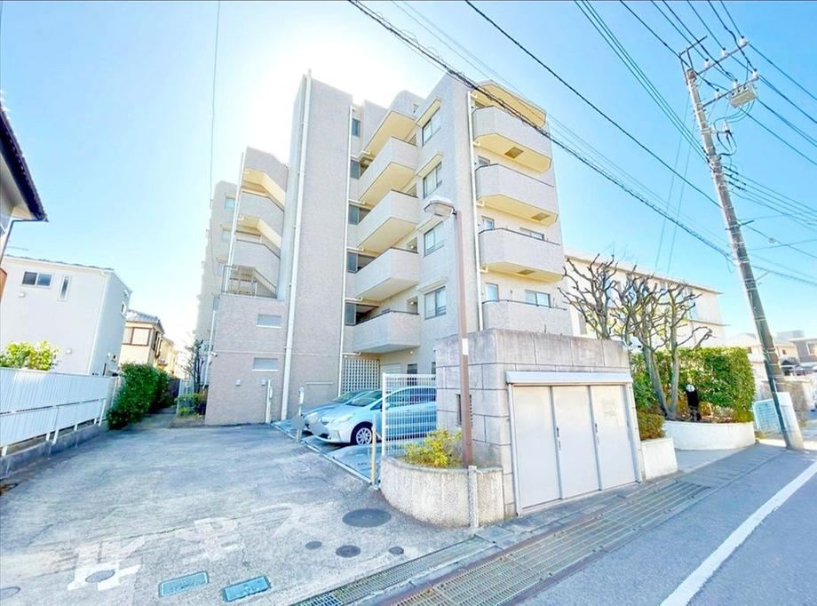 3LDK apartment in Matsudo, Chiba - Photo 1