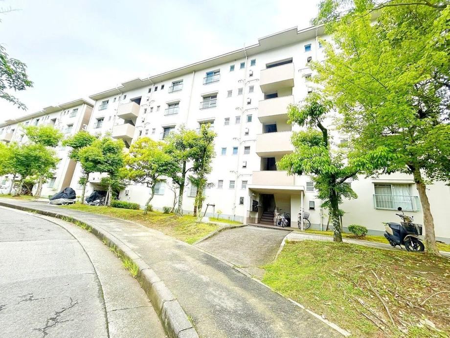 3DK apartment in Mino, Osaka - Photo 1