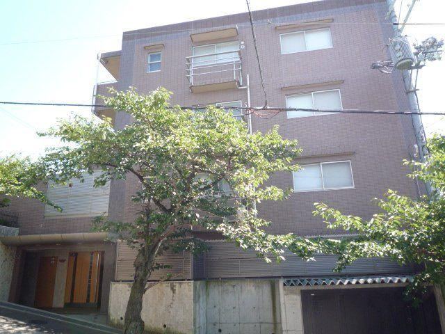 1LDK+S apartment in Higashiosaka, Osaka - Photo 1