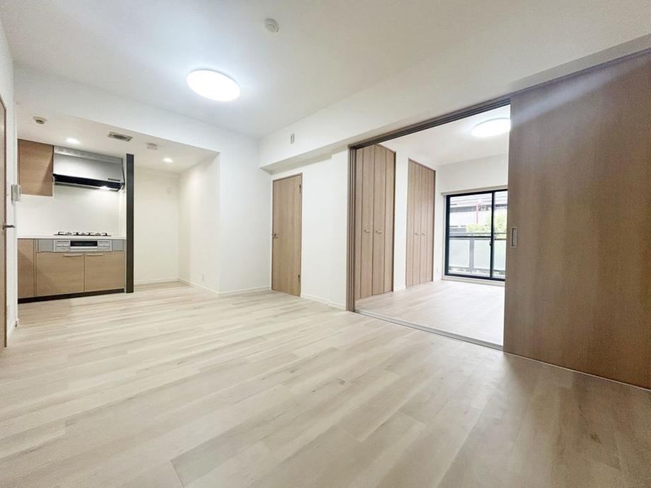 2LDK+S apartment in Chuo Ward, Saitama - Photo 1