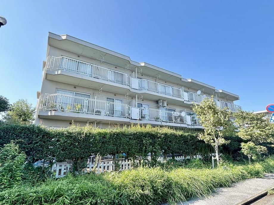 3LDK apartment in Funabashi, Chiba - Photo 1