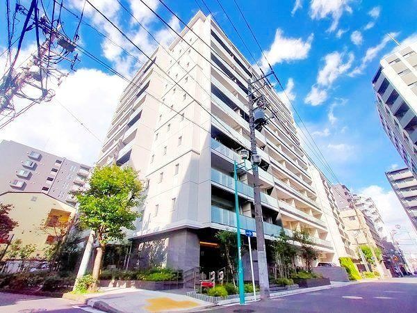 3LDK apartment in Naka Ward, Yokohama, Kanagawa - Photo 1