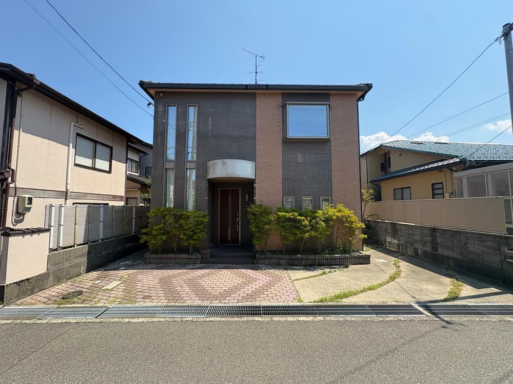 3LDK+2S house in Kanazawa, Ishikawa - Photo 1