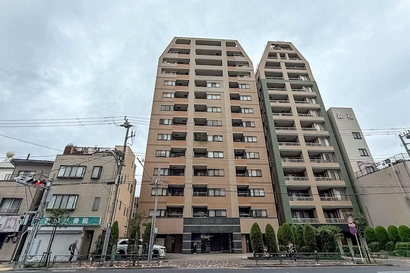 1LDK apartment in Sumida Ward, Tokyo - Photo 1