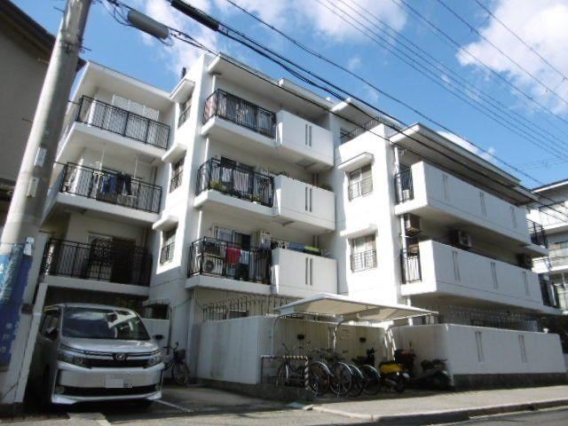 2LDK apartment in Higashinada Ward, Kobe, Hyogo - Photo 1