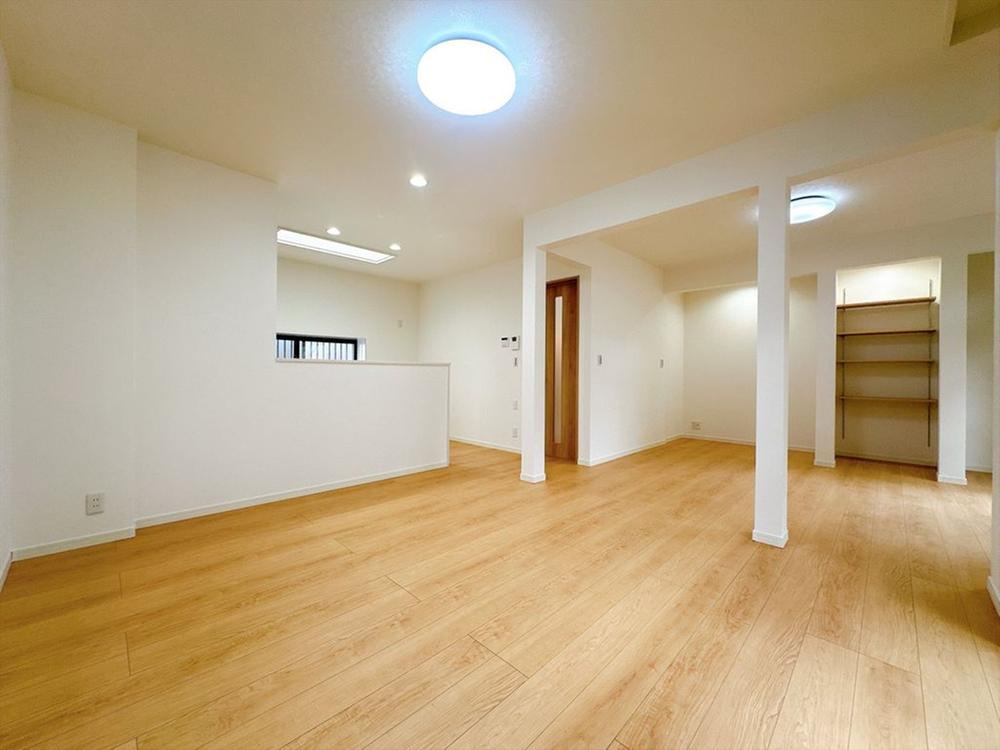 3LDK house in Hino, Tokyo - Photo 1