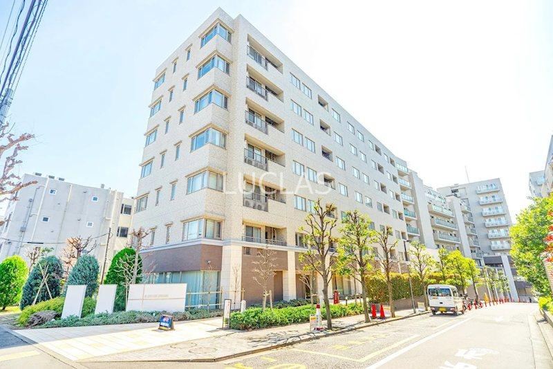 2LDK apartment in Setagaya Ward, Tokyo - Photo 1