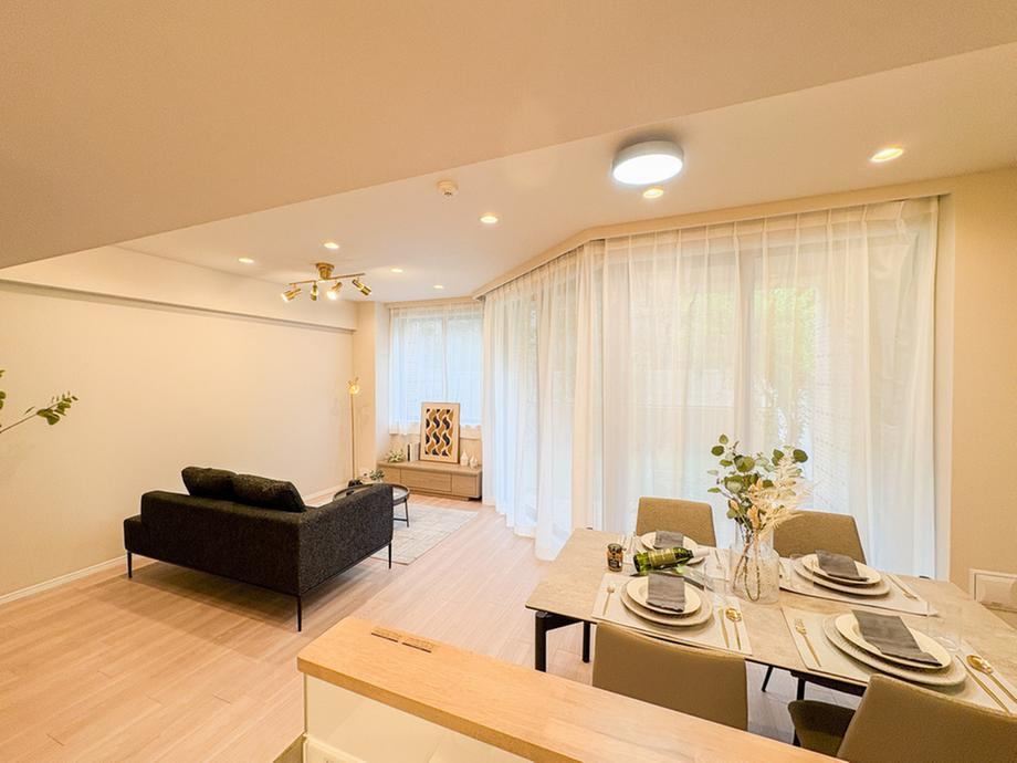 2LDK+S apartment in Taito Ward, Tokyo - Photo 1
