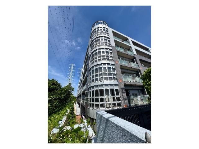 3LDK apartment in Tsuzuki Ward, Yokohama, Kanagawa - Photo 1