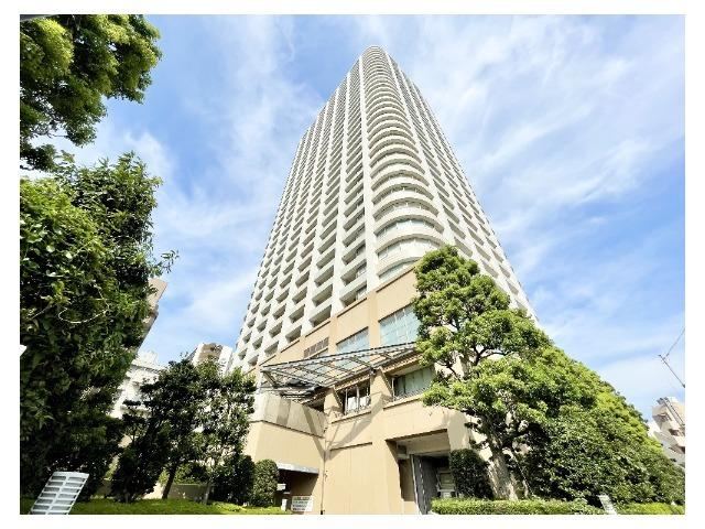 2LDK apartment in Toshima Ward, Tokyo - Photo 1
