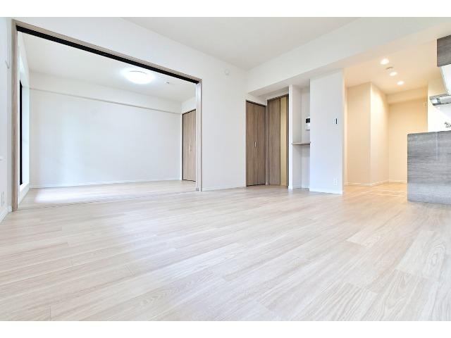 3LDK apartment in Onojo, Fukuoka - Photo 1